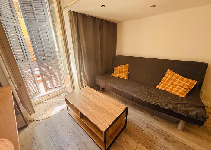 Berlioz Terrasse Apartman *
